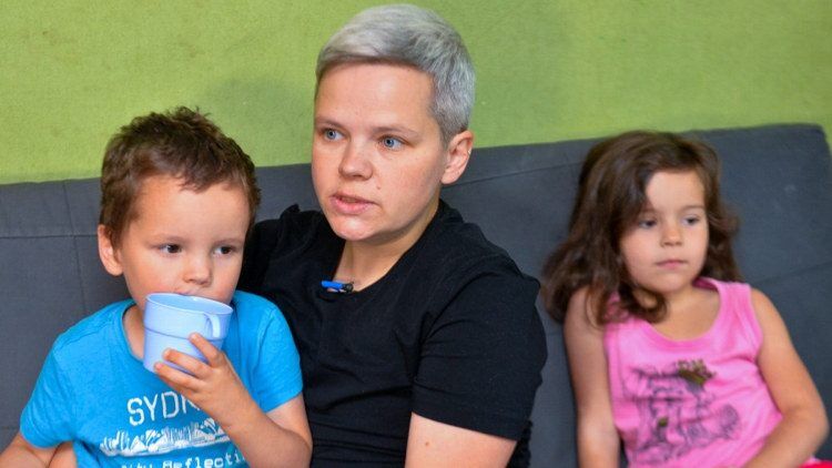 Френсіс зі своїми дітьми
